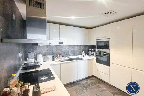 Apartment in Sadaf, Jumeirah Beach Residence, Dubai 2 bedrooms, 132 sq.m. № 45901 - photo 3