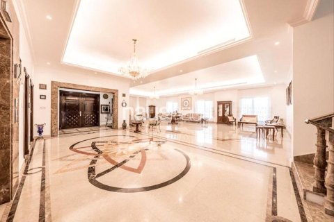 Villa in Al Khawaneej, Dubai 7 bedrooms, 1035 sq.m. № 44259 - photo 3