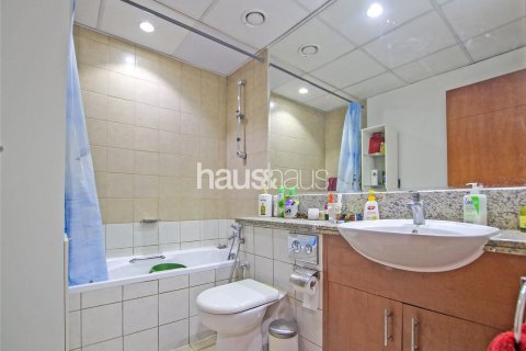 Apartamento en Greens, Dubai, 2 dormitorios, 124 m², № 44261 - foto 15