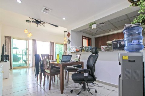 Apartamento en Greens, Dubai, 2 dormitorios, 124 m², № 44261 - foto 10