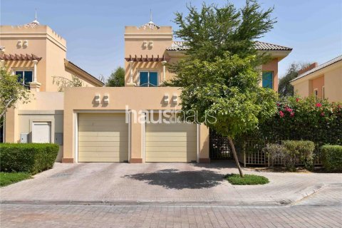 Villa à Dubai Sports City, Dubai, 5 chambres, 403 m², № 44252 - photo 2