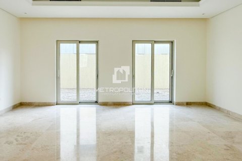 Villa in District One, Mohammed Bin Rashid City, Dubai 5 bedrooms, 696 sq.m. № 73651 - photo 4