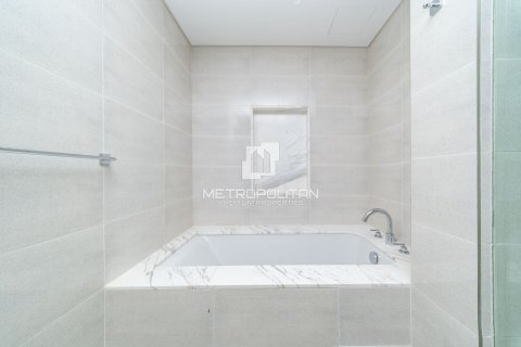 Apartment in Downtown Dubai (Downtown Burj Dubai), Dubai 3 bedrooms, 190 sq.m. № 73727 - photo 25