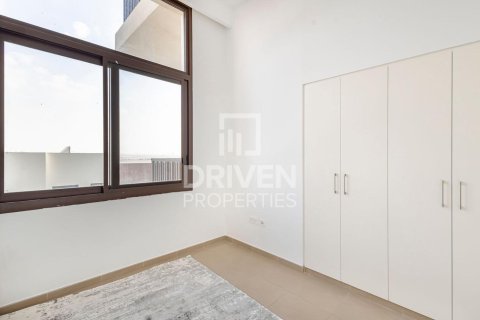 Apartamento en Warda Apartments, Town Square, Dubai, 2 dormitorios, 87.33 m², № 140653 - foto 3