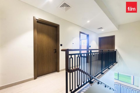 Maison de ville à Dubai, 4 chambres, 144 m², № 139624 - photo 8
