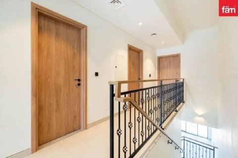 Adosado en Dubai, 4 dormitorios, 145.2 m², № 139619 - foto 5