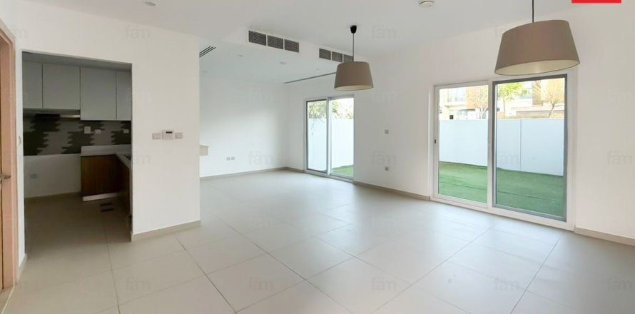 Townhouse in Dubai 3 bedrooms, 164.7 sq.m. № 139263