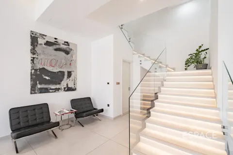 Townhouse in Palma Residences, Palm Jumeirah, Dubai 4 bedrooms, 347 sq.m. № 71032 - photo 5