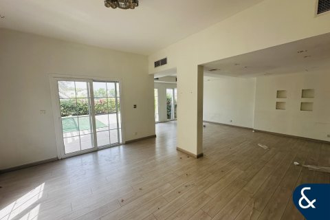 Villa in Springs 11, The Springs, Dubai 3 bedrooms, 282 sq.m. № 75984 - photo 4