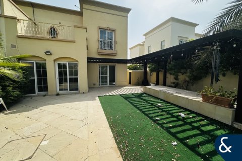 Villa in Springs 11, The Springs, Dubai 3 bedrooms, 282 sq.m. № 75984 - photo 3