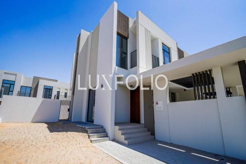 Villa à EMAAR South, Dubai South (Dubai World Central), Dubai, 4 chambres, 210 m², № 46317 - photo 5
