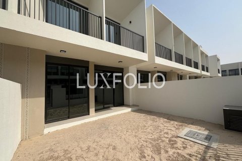 Townhouse in Town Square, Dubai 3 bedrooms, 189 sq.m. № 46328