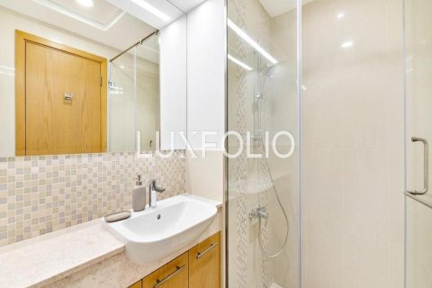 Снять в аренду квартиру в Bellevue Towers, Даунтаун Дубай (Даунтаун Бурдж Дубай), Дубай: 2 спальни, 119м², № 46315 - фото 10