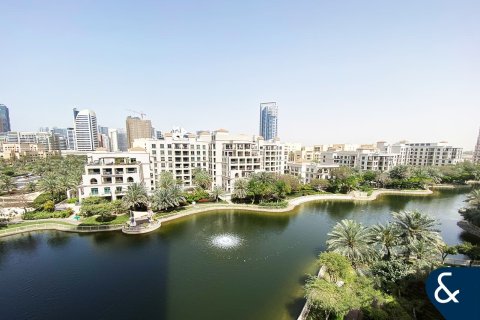 Appartement à The Views, Dubai, 1 chambre, 76 m², № 99197
