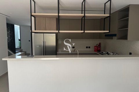 Townhouse in Tilal Al Ghaf, Dubai 3 bedrooms, 141 sq.m. № 109079 - photo 18