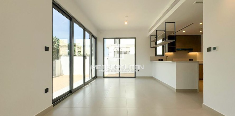 Villa à Tilal Al Ghaf, Dubai, 4 chambres, 222 m², № 74038
