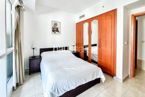 Apartment in The Waves, Dubai Marina, Dubai 1 bedroom, 79 sq.m. № 45124 - photo 8