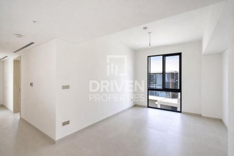 Снять в аренду виллу в Джабаль-Али, Дубай: 4 спальни, 670.02м², № 128349 - фото 15