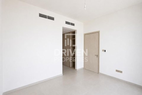 Снять в аренду виллу в Джабаль-Али, Дубай: 4 спальни, 670.02м², № 128349 - фото 6