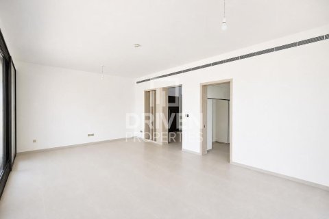 Снять в аренду виллу в Джабаль-Али, Дубай: 4 спальни, 670.02м², № 128349 - фото 4