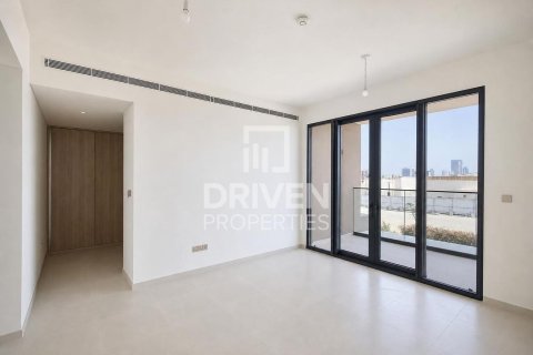 Снять в аренду виллу в Джабаль-Али, Дубай: 4 спальни, 670.02м², № 128349 - фото 5