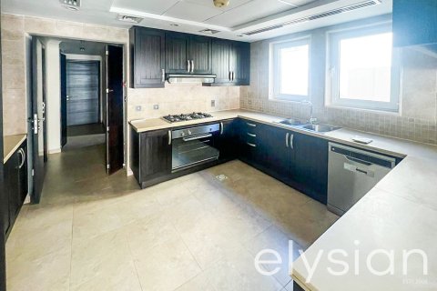 Villa à Jumeirah Park Homes, Jumeirah Park, Dubai, 3 chambres, 326 m², № 37968 - photo 4
