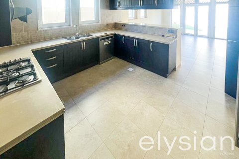 Villa à Jumeirah Park Homes, Jumeirah Park, Dubai, 3 chambres, 326 m², № 37968 - photo 3