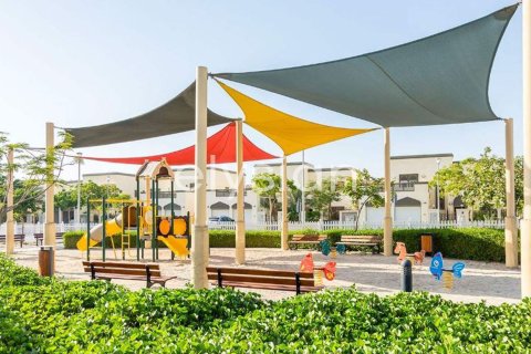 Villa à Jumeirah Park Homes, Jumeirah Park, Dubai, 3 chambres, 326 m², № 37968 - photo 10