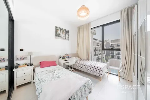 Apartment in Jumeirah Village Circle, Dubai 2 bedrooms, 112 sq.m. № 122512 - photo 10