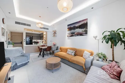Apartment in Jumeirah Village Circle, Dubai 2 bedrooms, 112 sq.m. № 122512 - photo 2