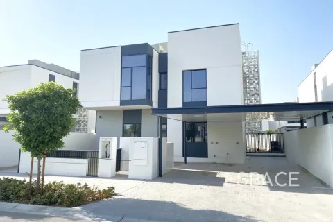 Villa in Al Furjan, Dubai 4 bedrooms, 331 sq.m. № 122570 - photo 13