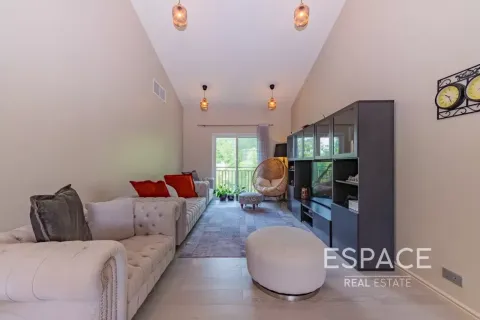Villa in Green Community West, Green Community, Dubai 5 bedrooms, 548 sq.m. № 122568 - photo 17