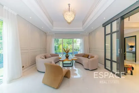 Villa in Green Community West, Green Community, Dubai 5 bedrooms, 548 sq.m. № 122568 - photo 4