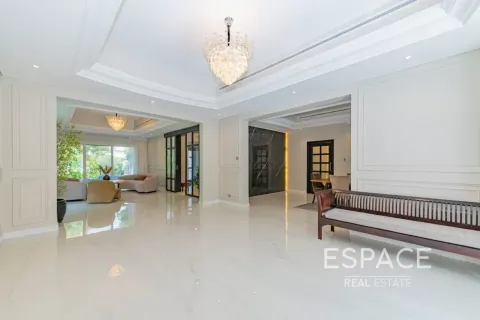 Villa in Green Community West, Green Community, Dubai 5 bedrooms, 548 sq.m. № 122568 - photo 10