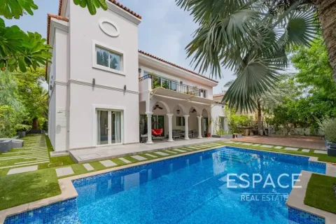Villa en Green Community West, Green Community, Dubai, 5 dormitorios, 548 m², № 122568