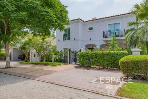 Villa in Green Community West, Green Community, Dubai 5 bedrooms, 548 sq.m. № 122568 - photo 20