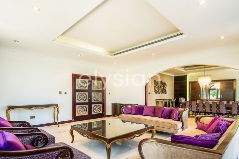 Снять в аренду виллу в Garden Homes, Пальма Джумейра, Дубай: 4 спальни, 689м², № 38116 - фото 27