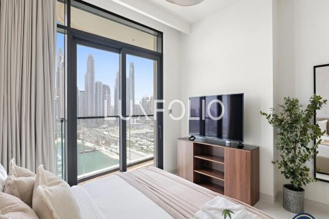 Apartment in EMAAR Beachfront, Dubai Harbour, Dubai 2 bedrooms, 107 sq.m. № 45598 - photo 8