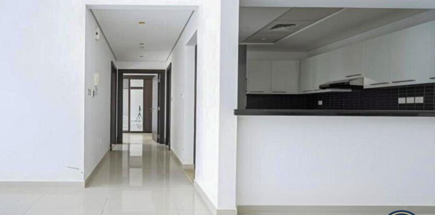 Квартира в Silverene, Дубай Марина, Дубай, 2 спальни, 103м², № 45589