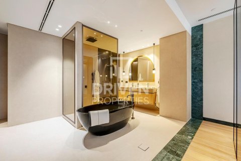 Apartment in Al Wasl, Dubai 2 bedrooms, 132.11 sq.m. № 140179 - photo 15