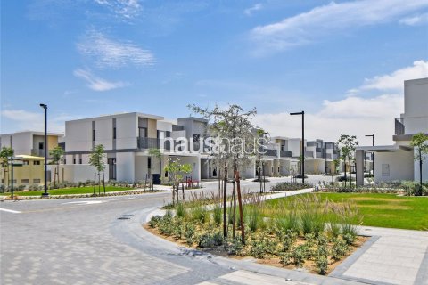 Таунхаус в Elan, Tilal Al Ghaf, Дубай, 3 спальни, 200м², № 44526