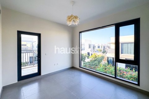 Снять в аренду виллу в Maple at Dubai Hills Estate, Дубай Хилс Эстейт, Дубай: 4 спальни, 272м², № 45197 - фото 10