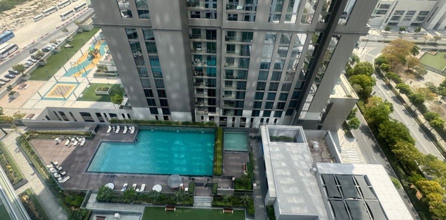 Квартира в Дубае, 2 спальни, 102.7м², № 124964