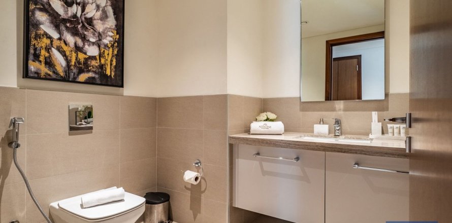 Apartamento en BLVD Heights, Downtown Dubai (Downtown Burj Dubai), Dubai, 2 dormitorios, 162 m², № 103347