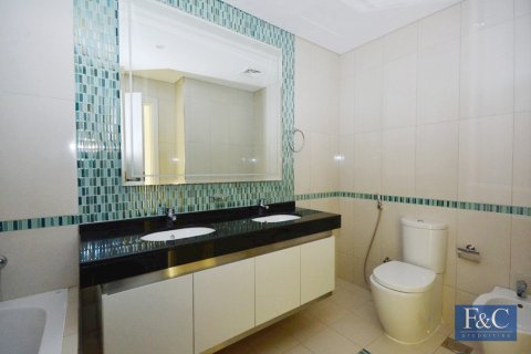 Apartamento en Damac Heights, Dubai Marina, Dubai, 2 dormitorios, 140 m², № 103354 - foto 23