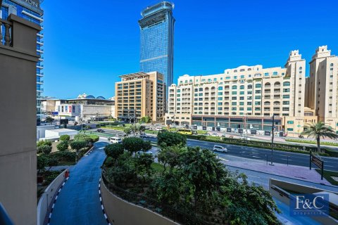 Apartamento en The Fairmont Palm Residences, Palm Jumeirah, Dubai, 1 dormitorio, 126 m², № 103352 - foto 2