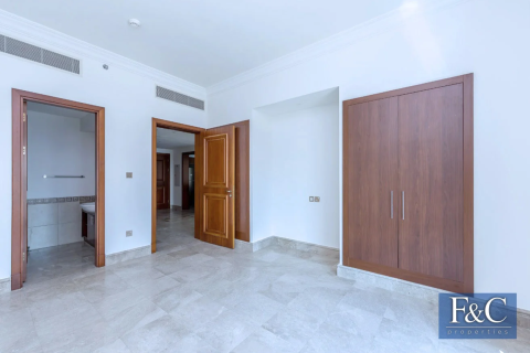 Apartamento en The Fairmont Palm Residences, Palm Jumeirah, Dubai, 2 dormitorios, 160 m², № 103348 - foto 2
