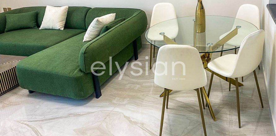 Apartment in Al Furjan, Dubai 2 bedrooms, 134 sq.m. № 38060