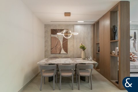 Apartment in Dubai Land, Dubai 2 bedrooms, 229 sq.m. № 75417
