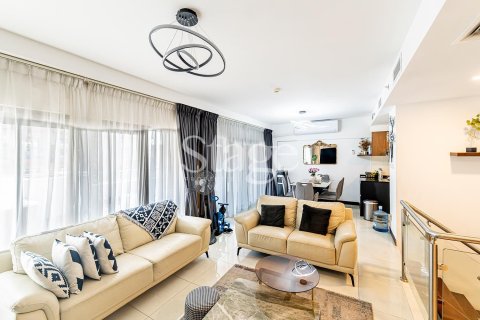 Duplex in Jumeirah Village Circle, Dubai 2 bedrooms, 202 sq.m. № 69159